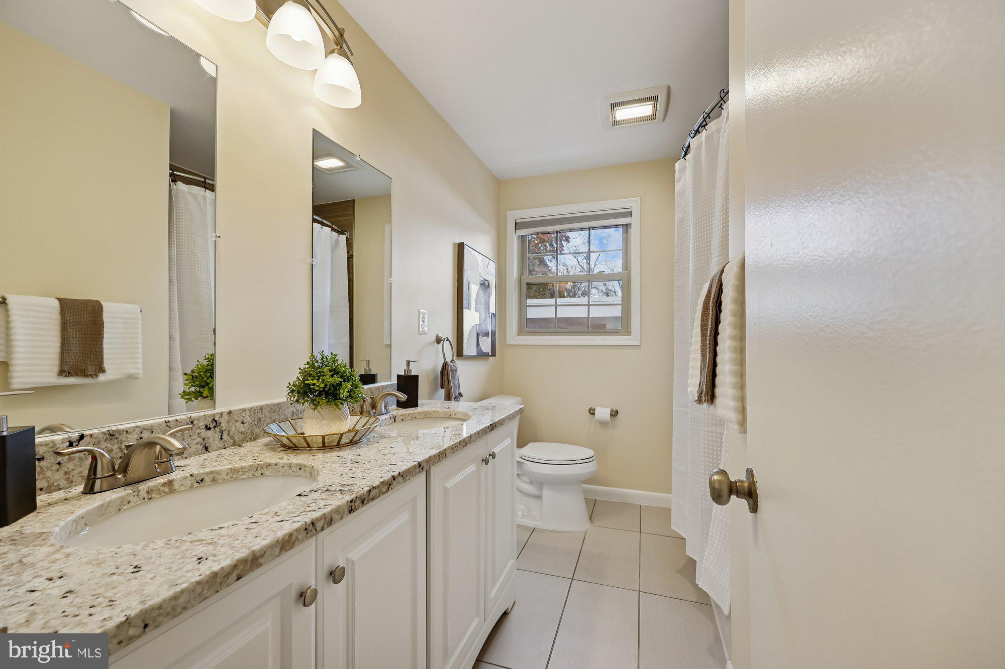 DUNLOP HILLS - Residential