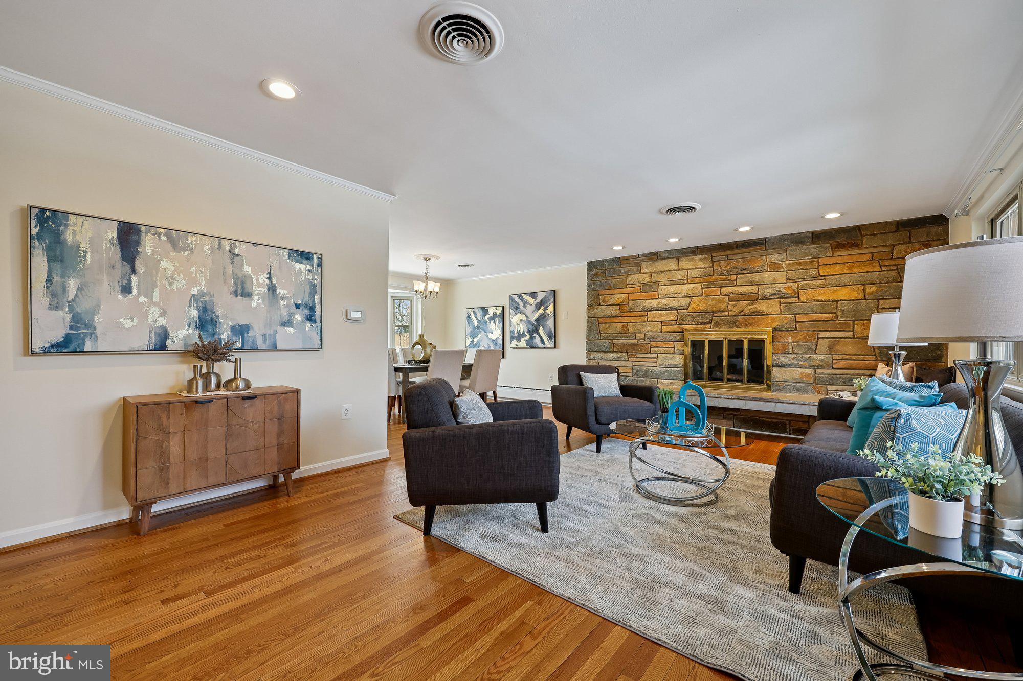 DUNLOP HILLS - Residential