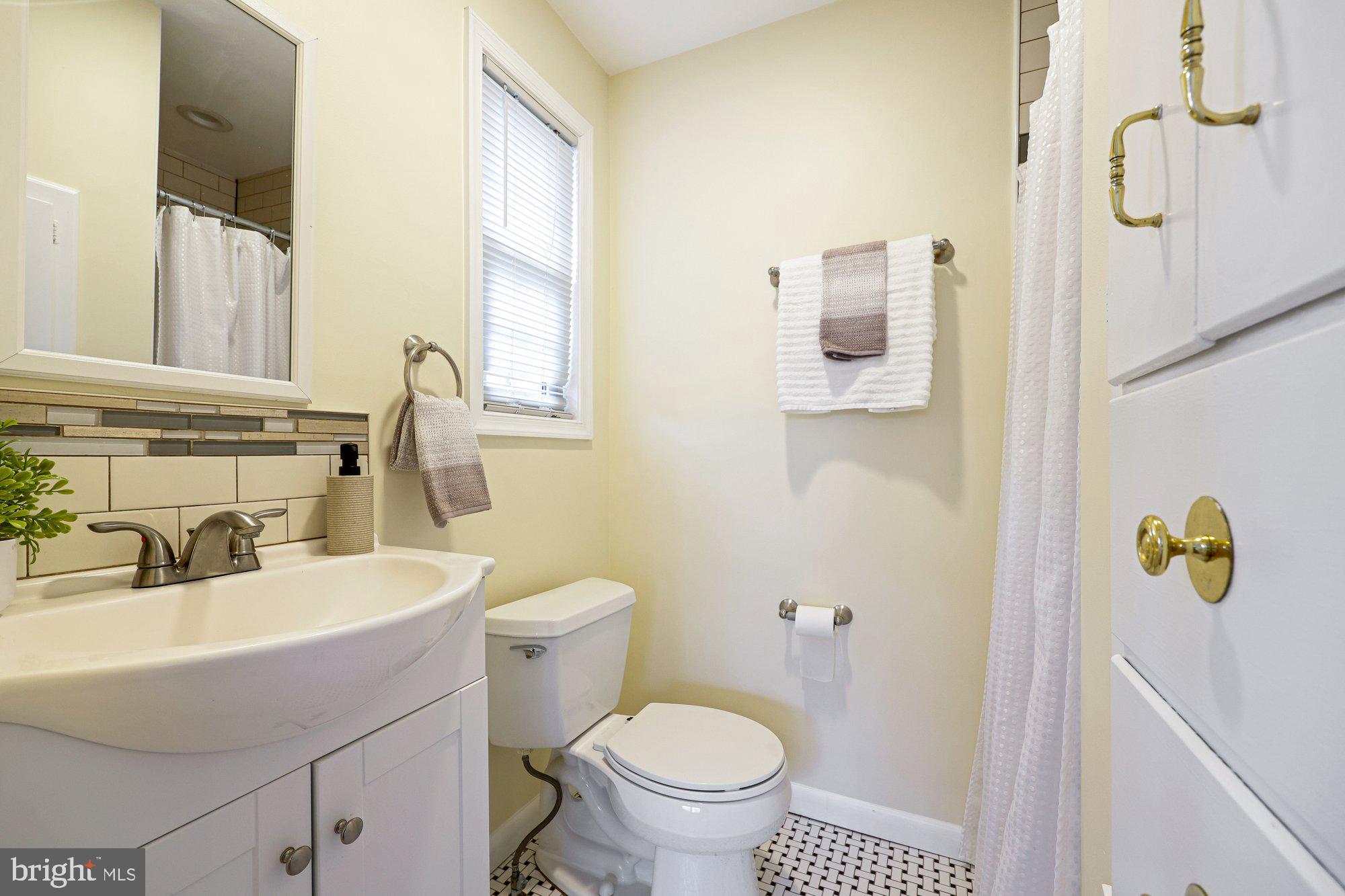 DUNLOP HILLS - Residential