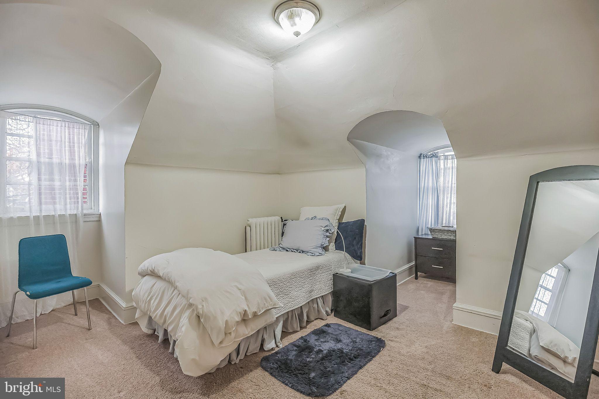 GLENSIDE - Residential