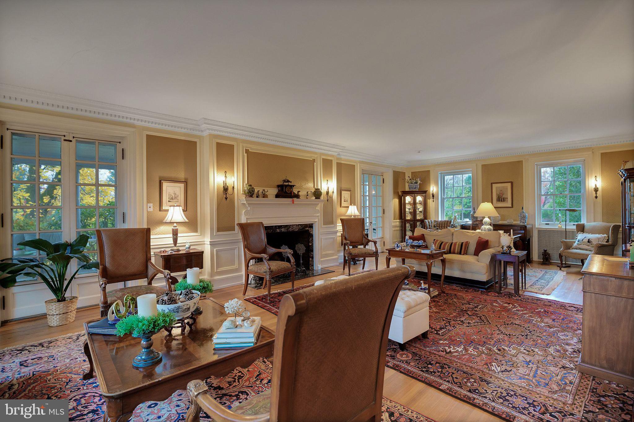 GLENSIDE - Residential