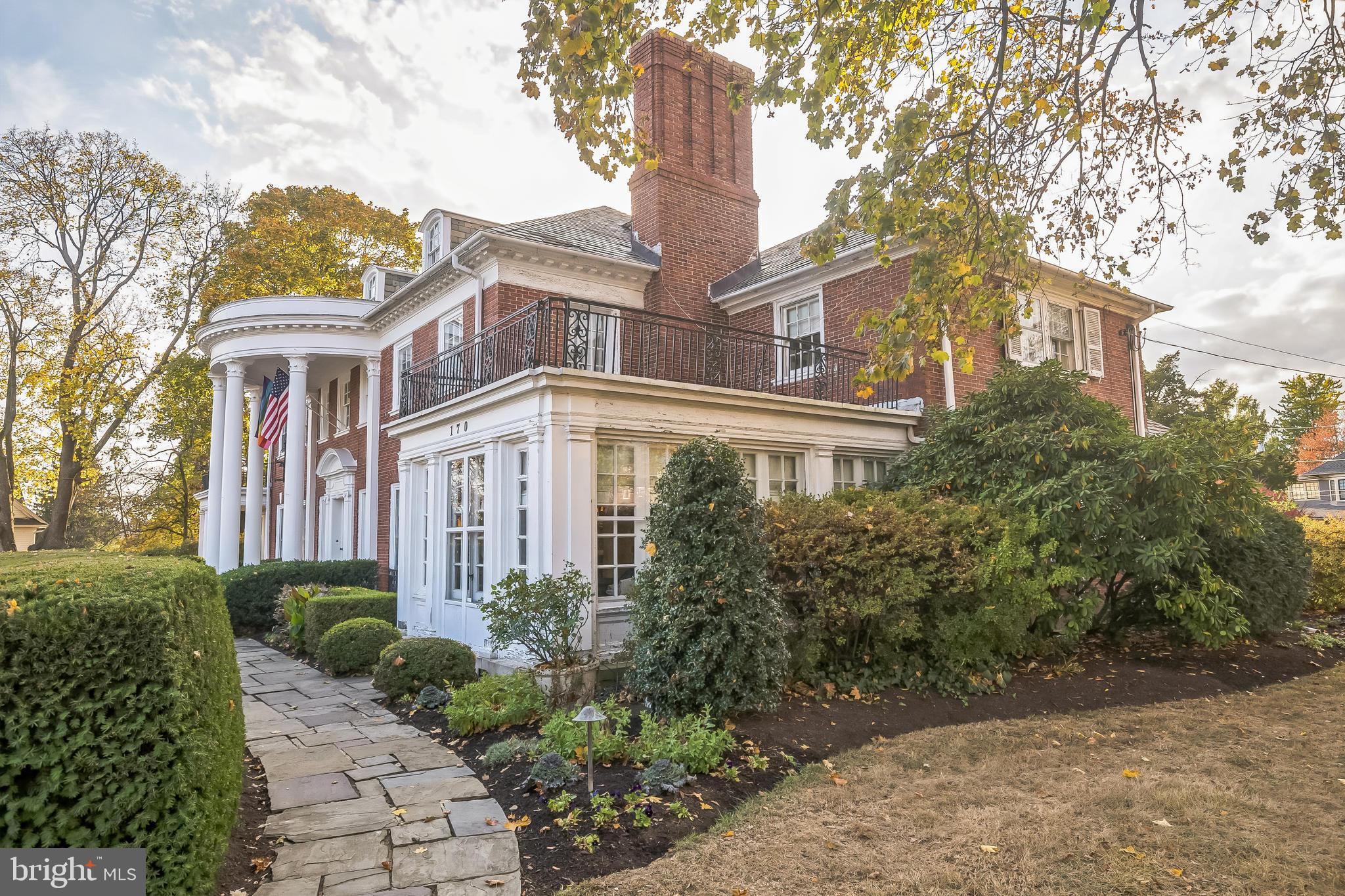 GLENSIDE - Residential