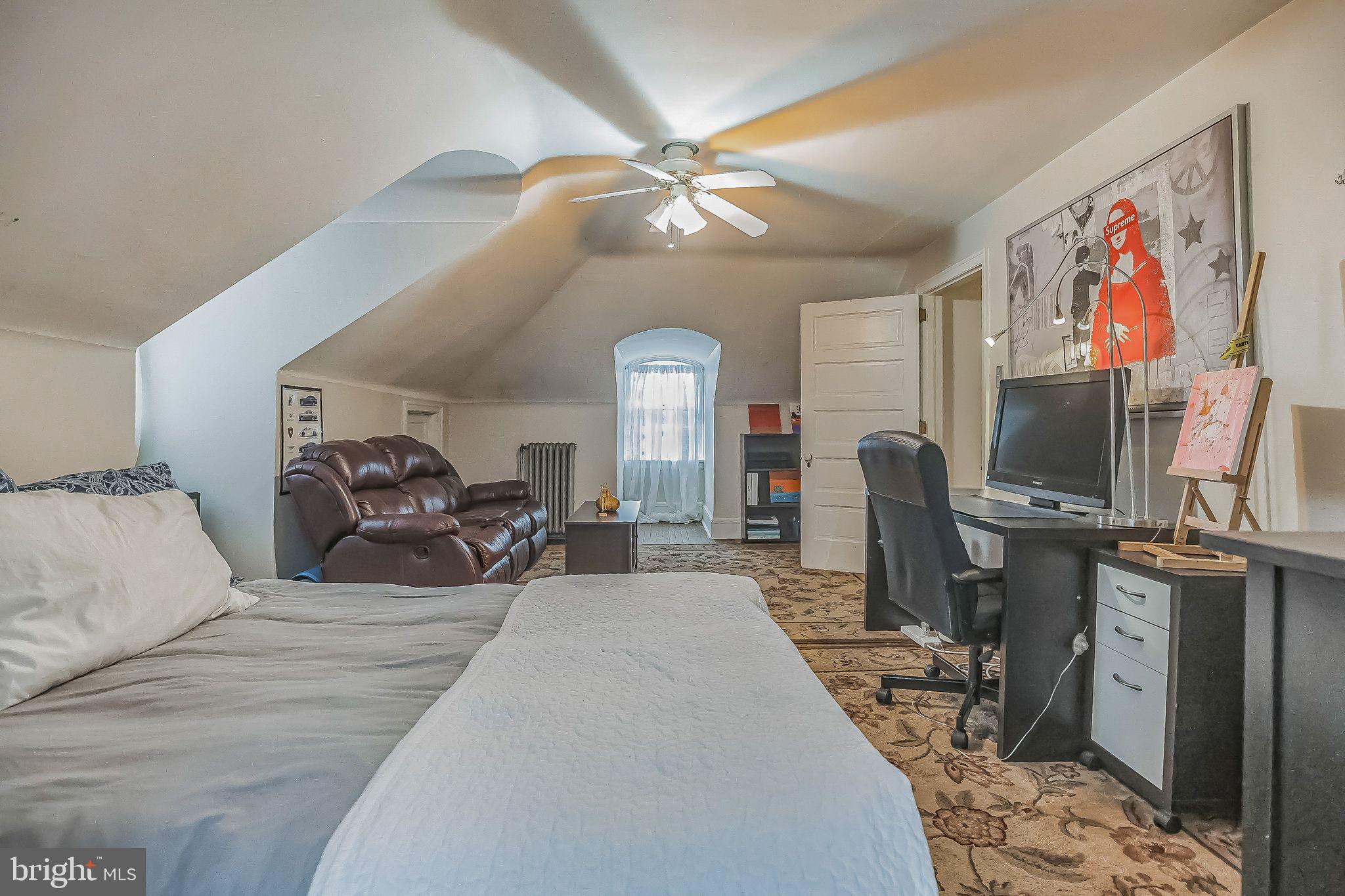 GLENSIDE - Residential