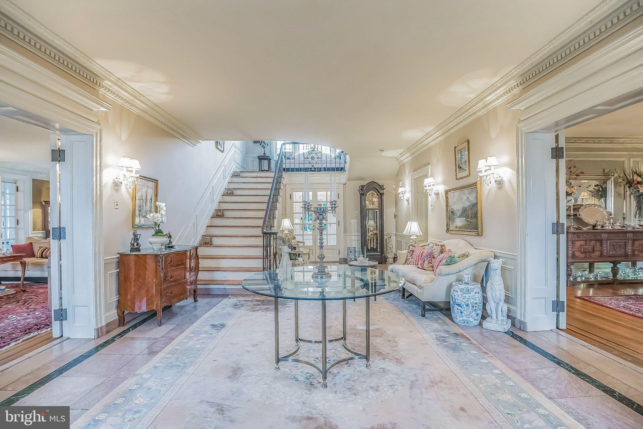 GLENSIDE - Residential