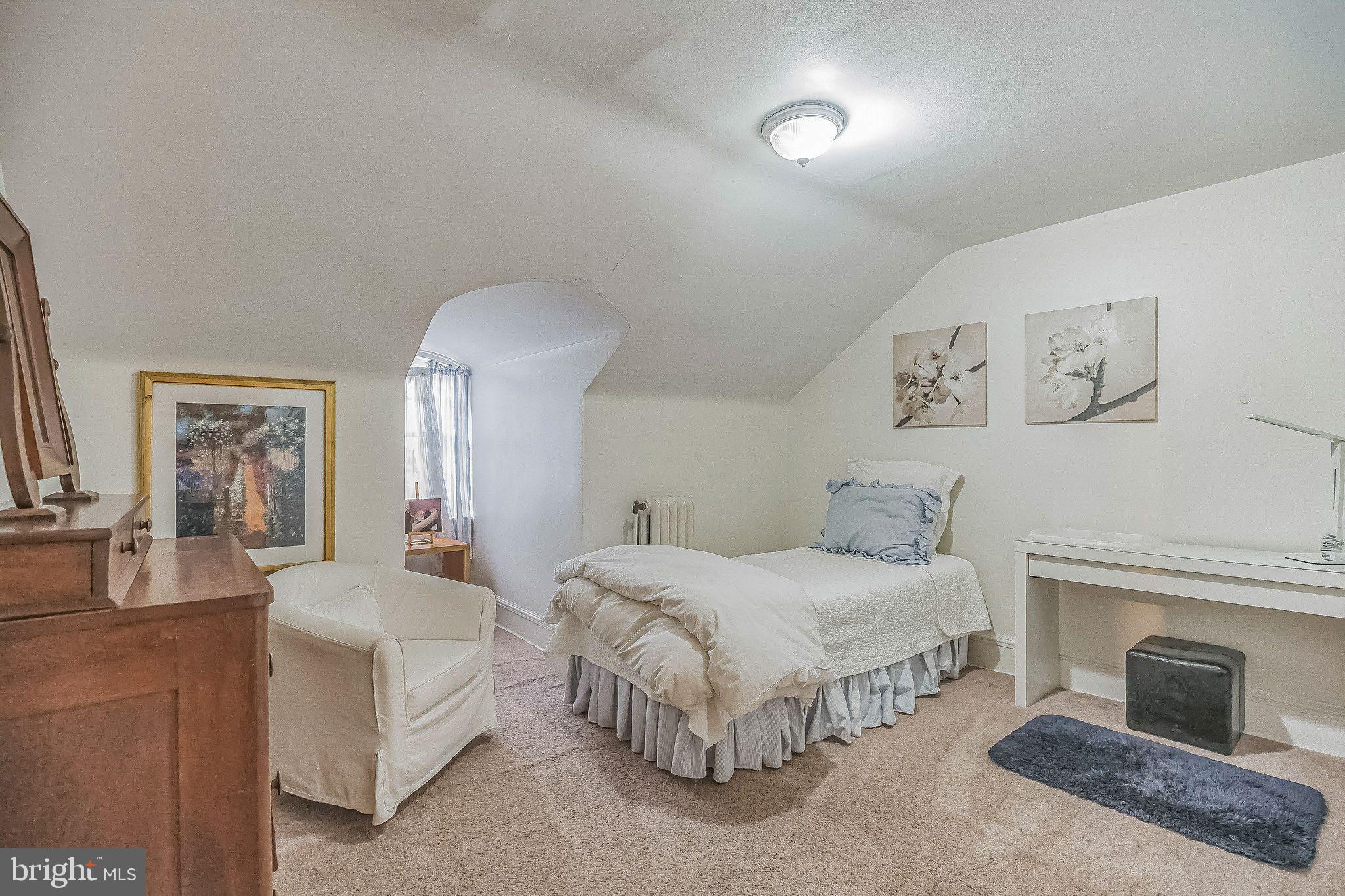 GLENSIDE - Residential