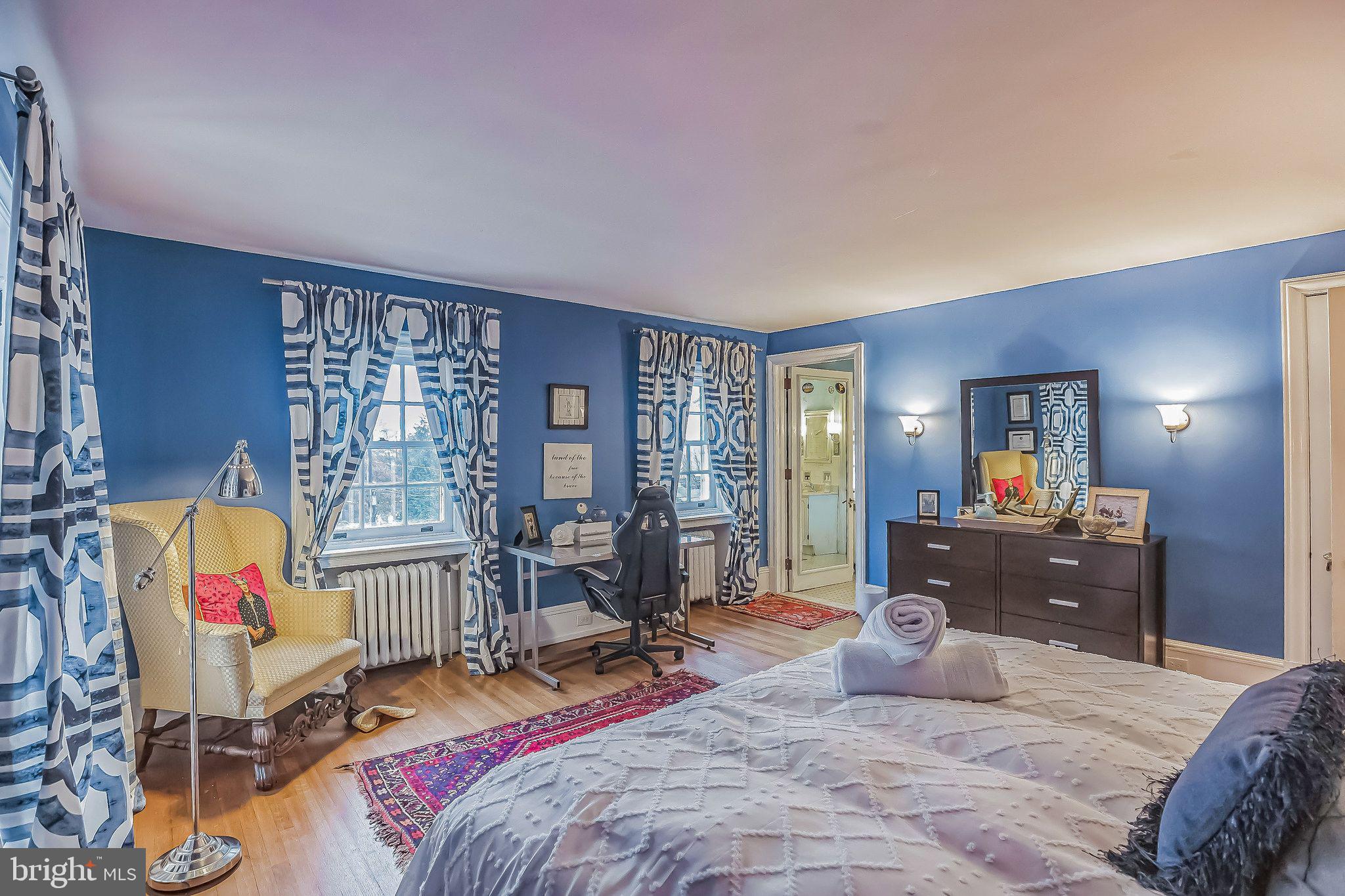 GLENSIDE - Residential