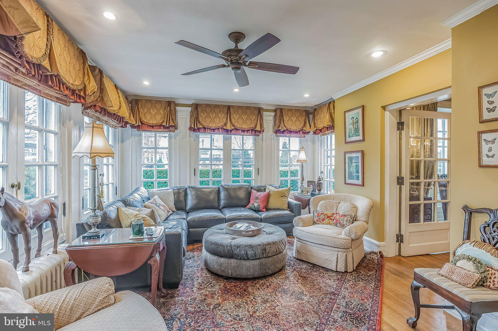 GLENSIDE - Residential