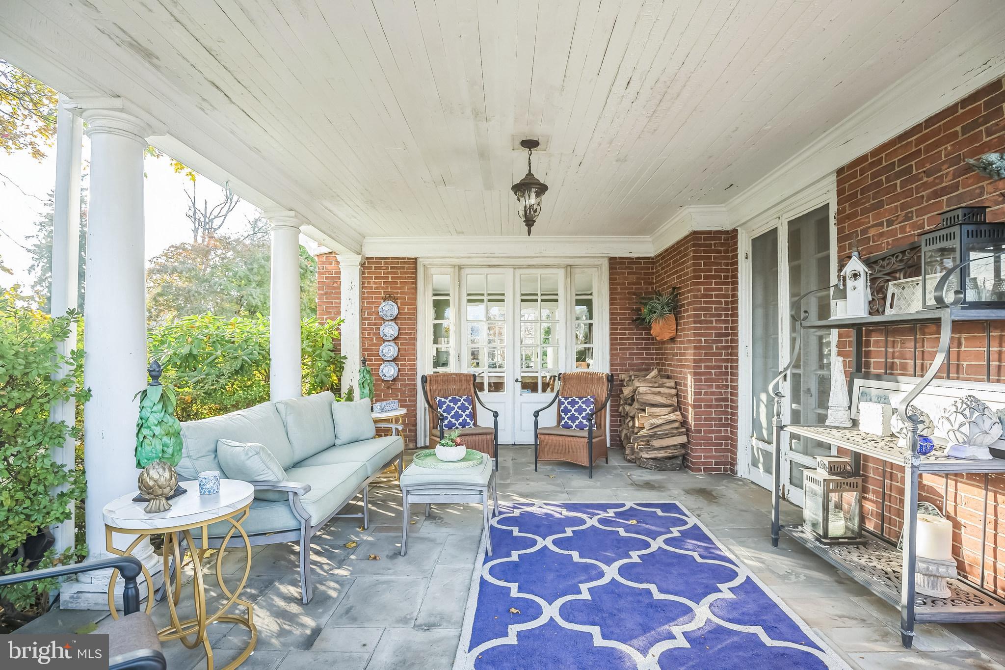 GLENSIDE - Residential