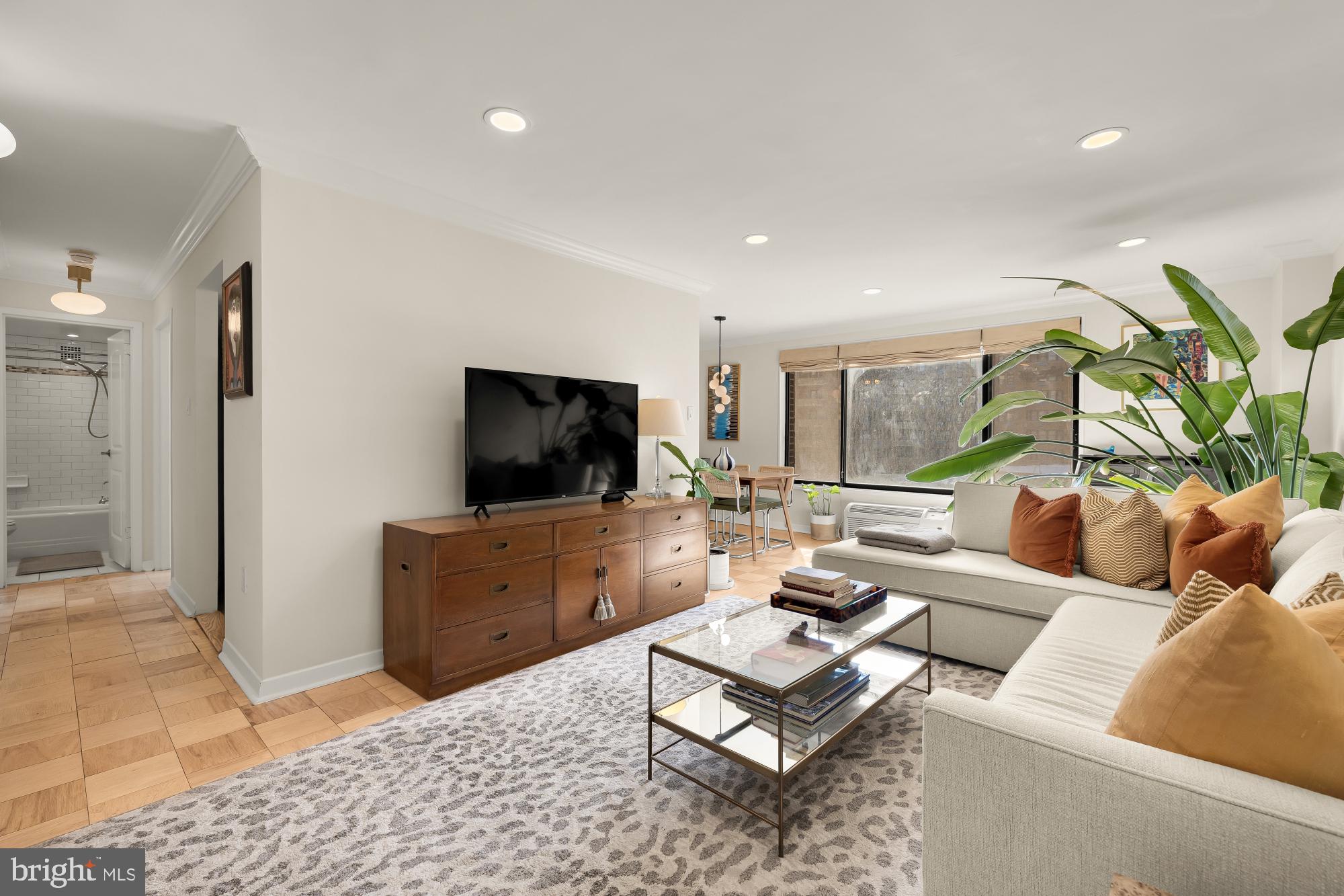 2501 CALVERT STREET NW 308