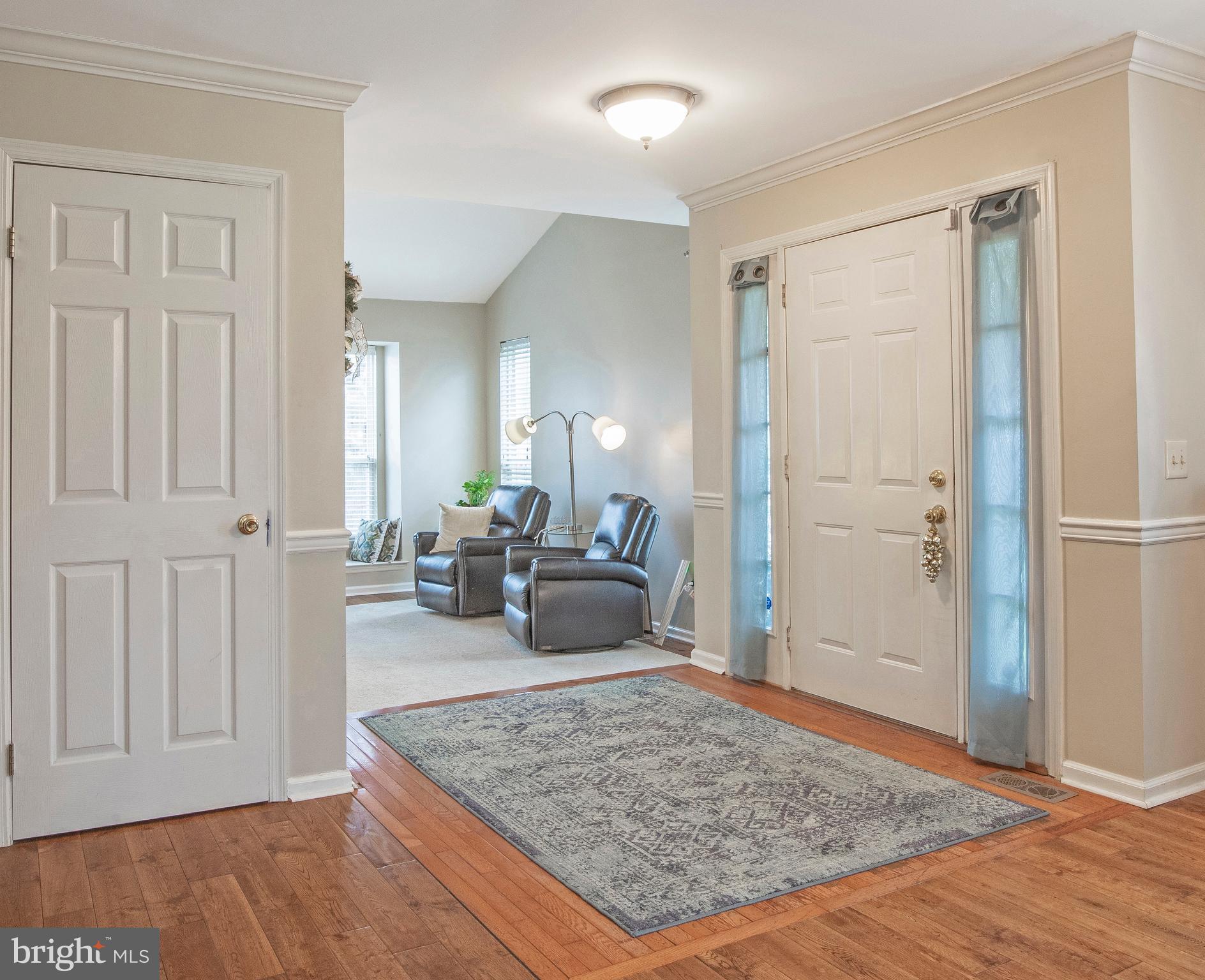PINE CREST - Residential