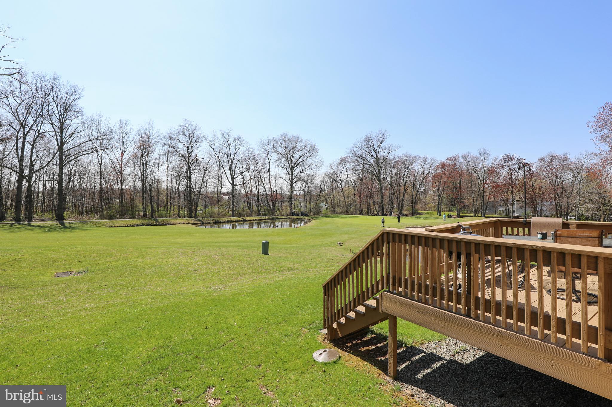 PINE CREST - Residential