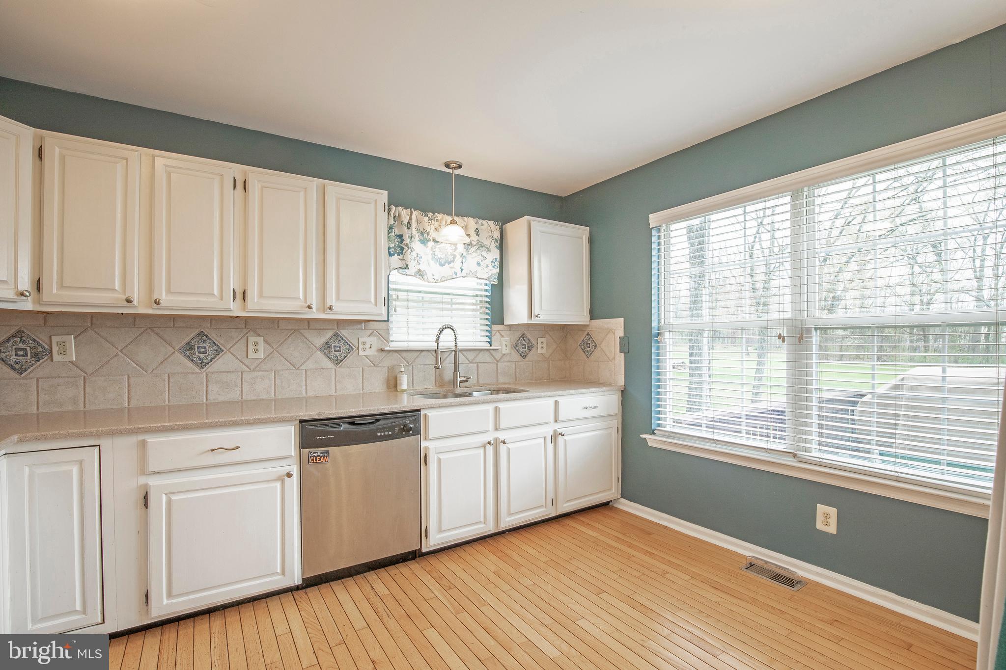 PINE CREST - Residential