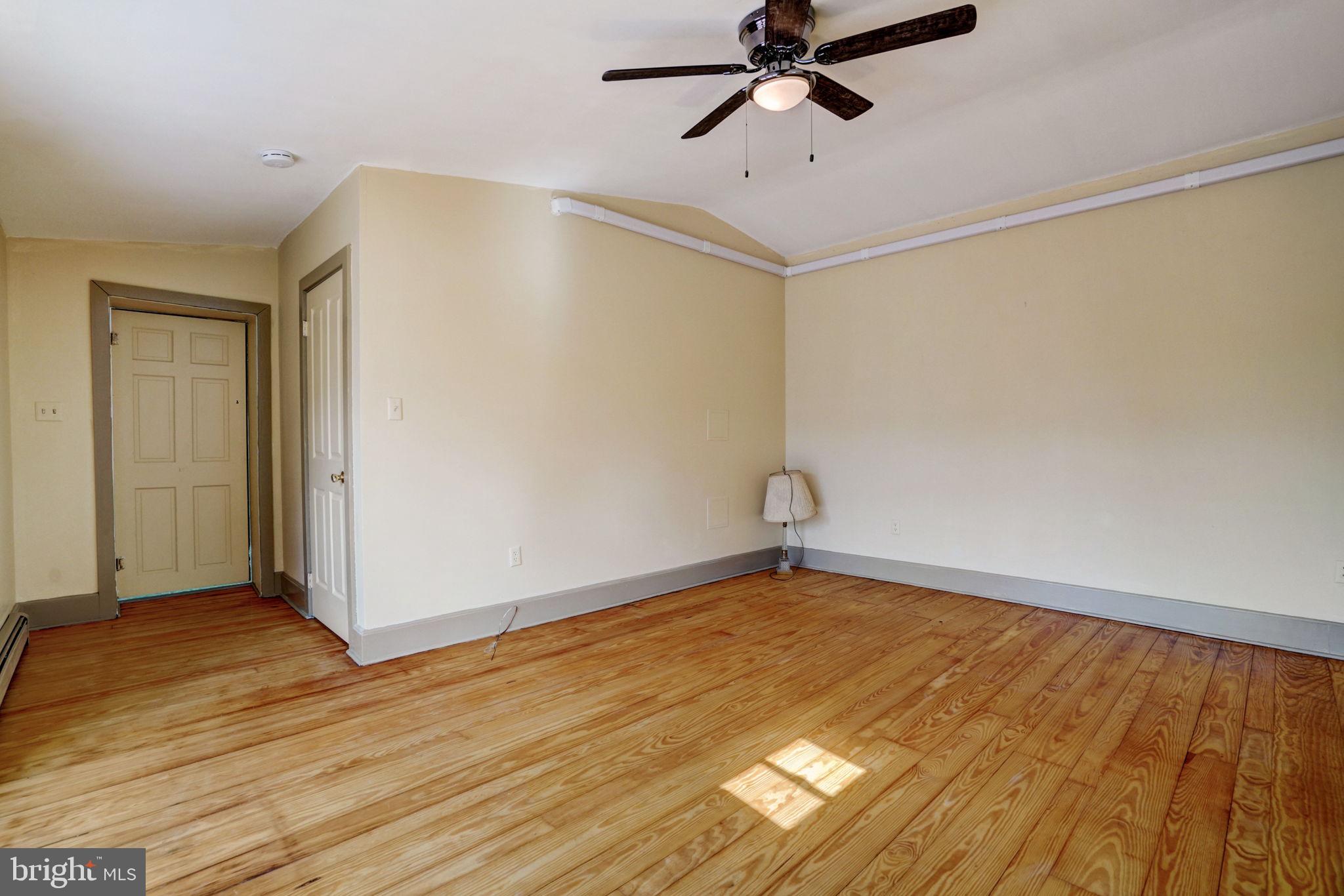 WHITE MARSH MDWS - Residential Lease