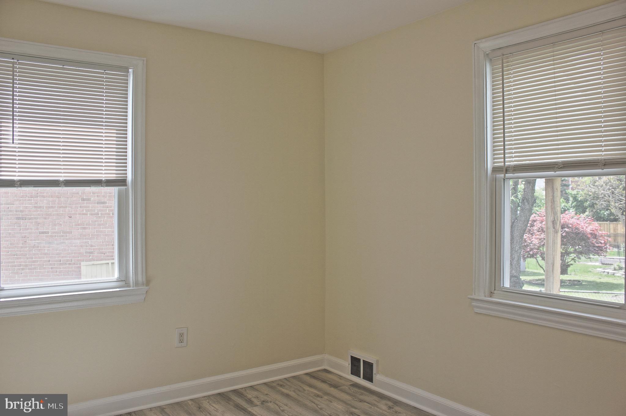 ROCKCREST - Residential