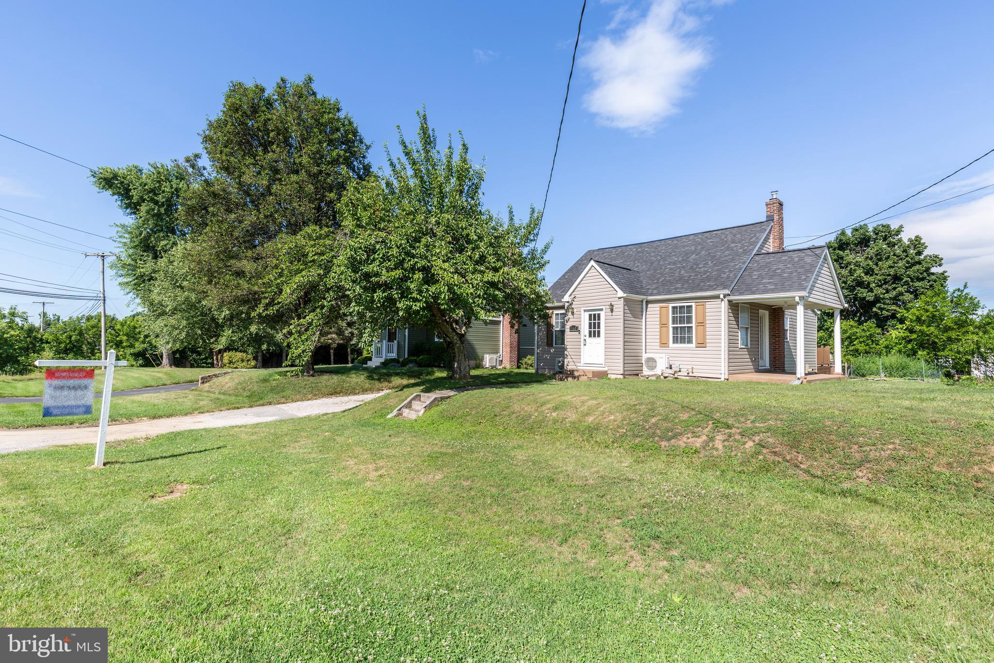 760 N HOUCKSVILLE ROAD