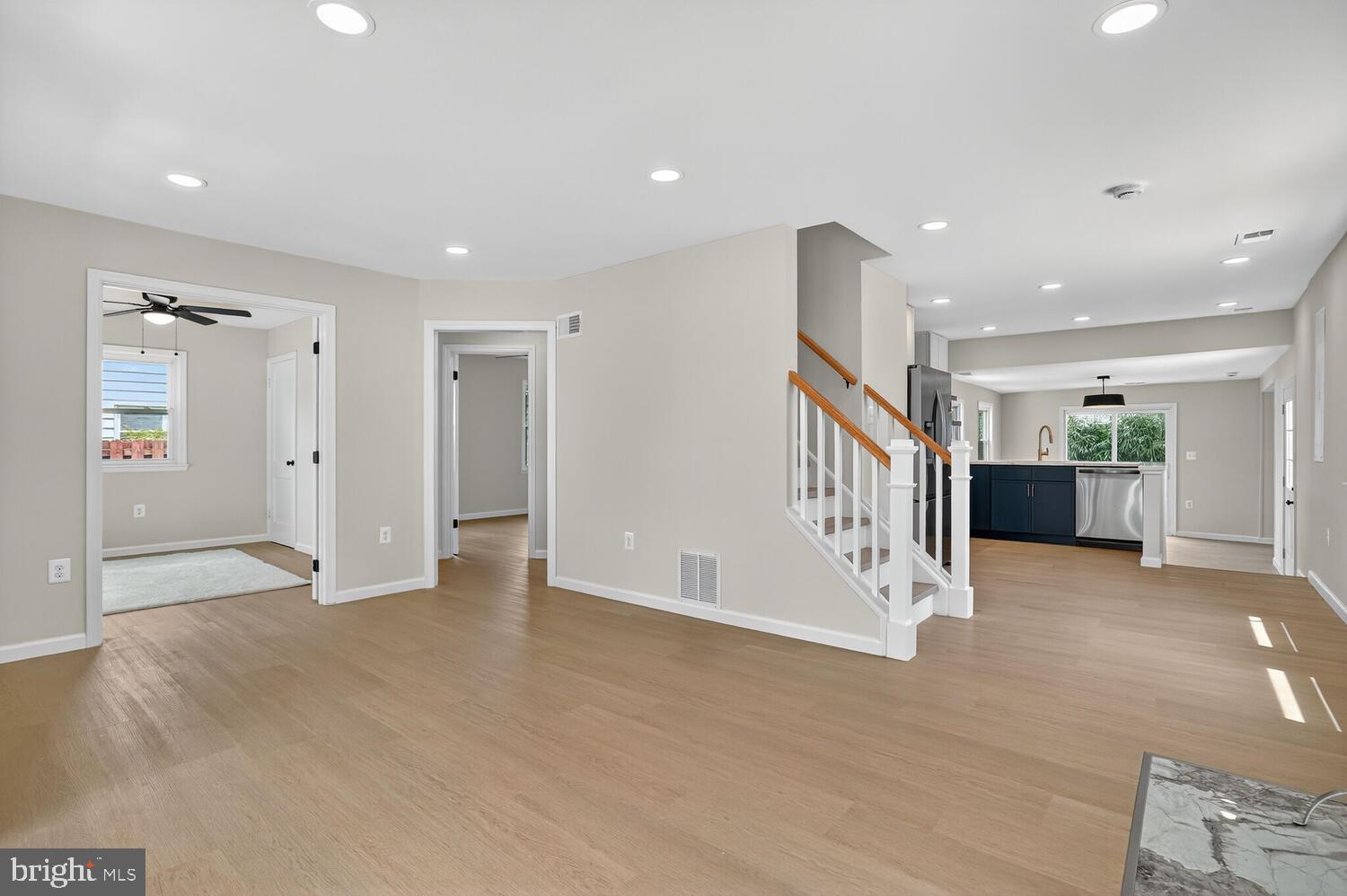 6731 WILLIAMS DRIVE