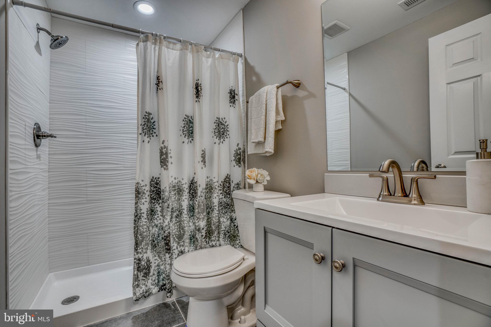 HARFORD TOWN - Residential