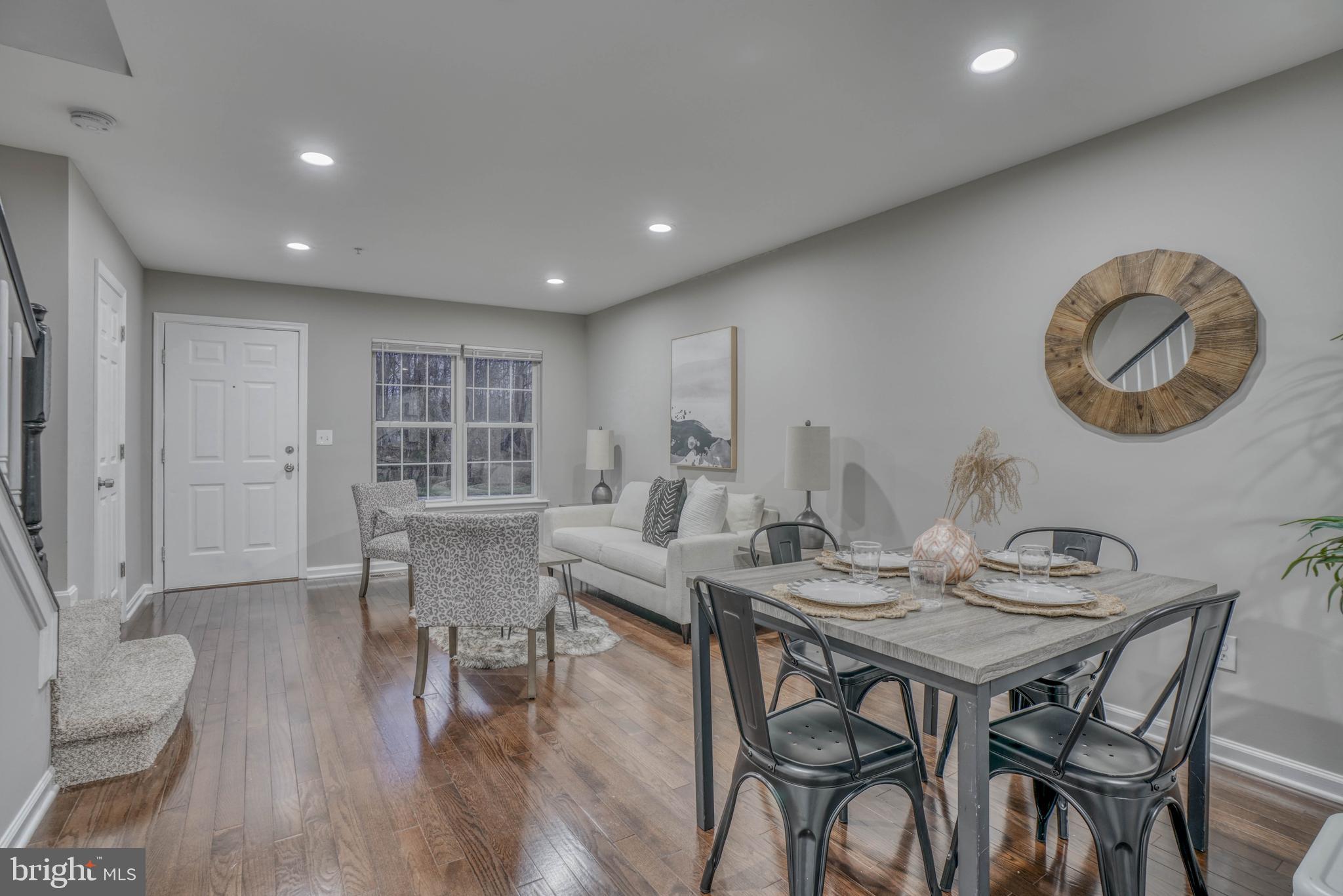 HARFORD TOWN - Residential