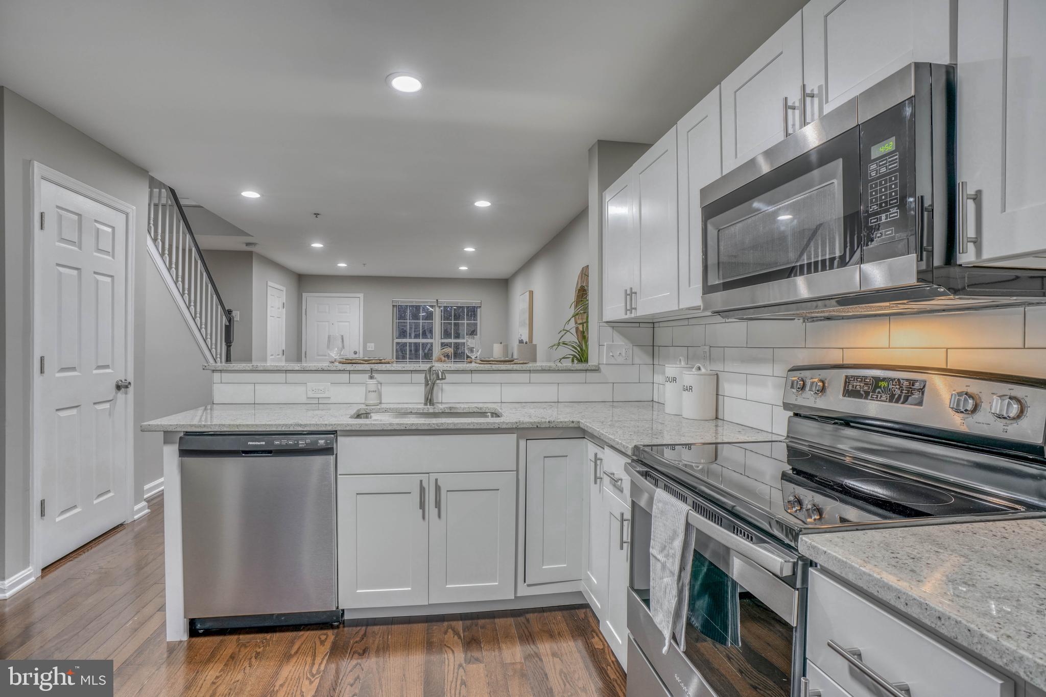 HARFORD TOWN - Residential