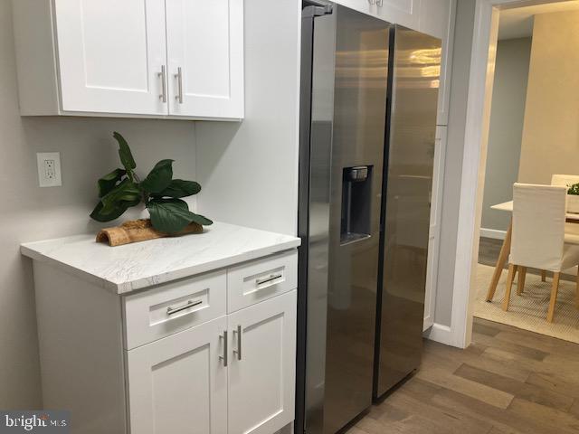 WINDSOR  MILL - Residential