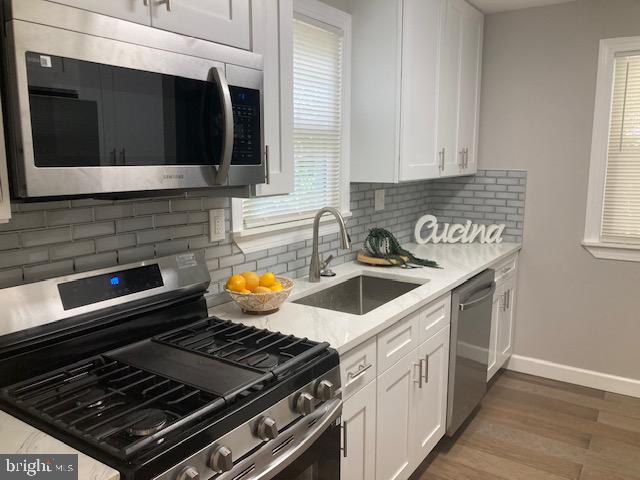 WINDSOR  MILL - Residential