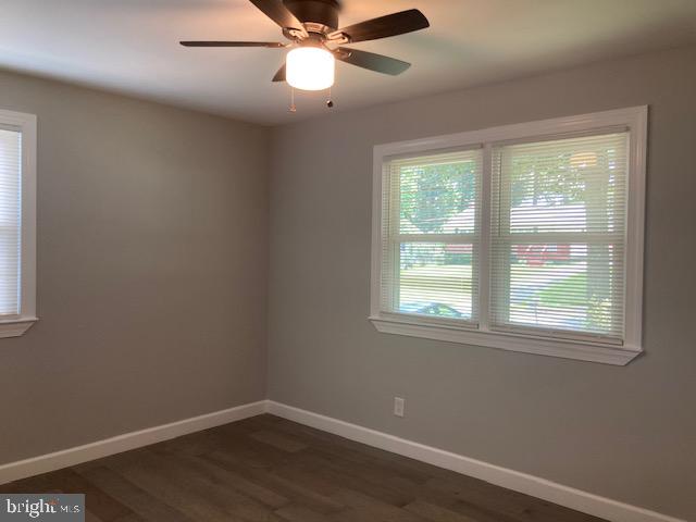 WINDSOR  MILL - Residential