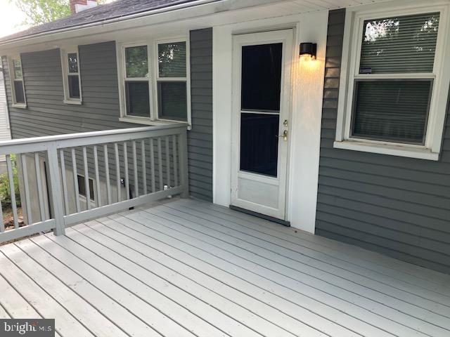 WINDSOR  MILL - Residential