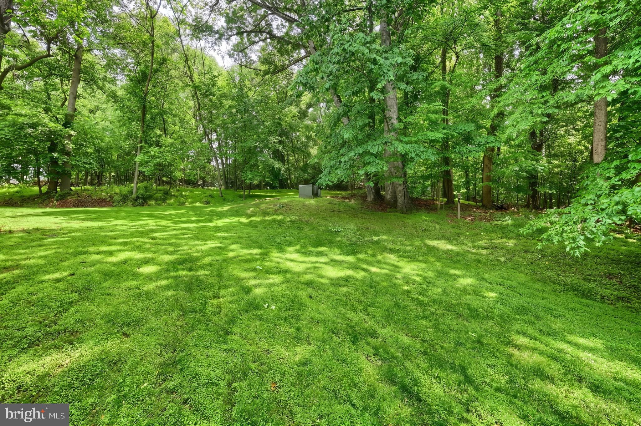 LAUREL ESTATES - Residential