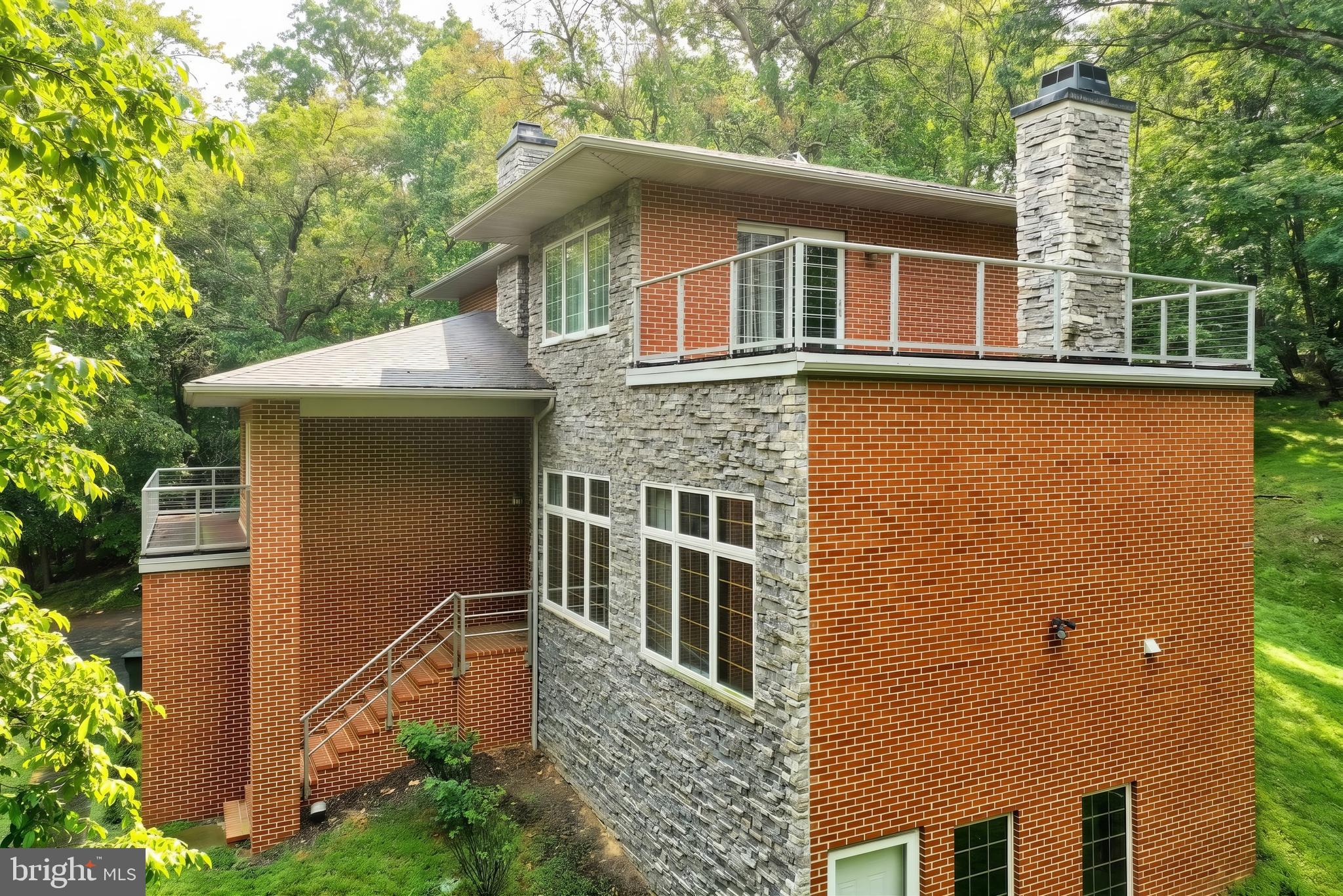 335 LAUREL DRIVE