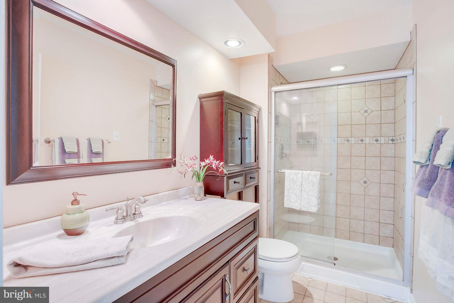 WHITE OAK - Residential