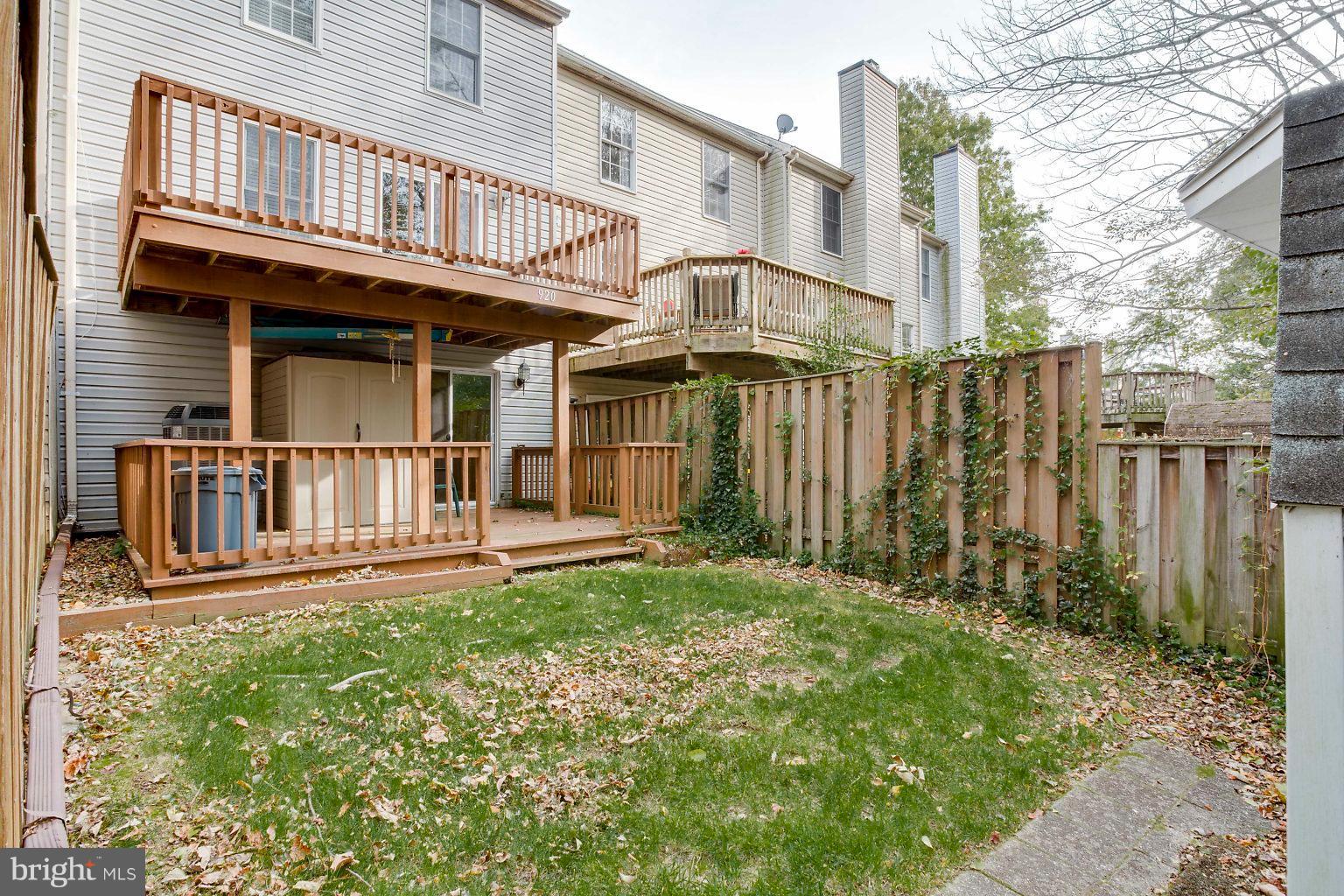 WHITE OAK - Residential