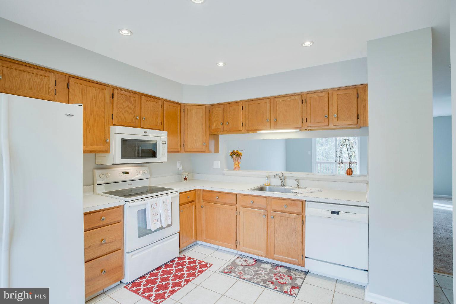 WHITE OAK - Residential