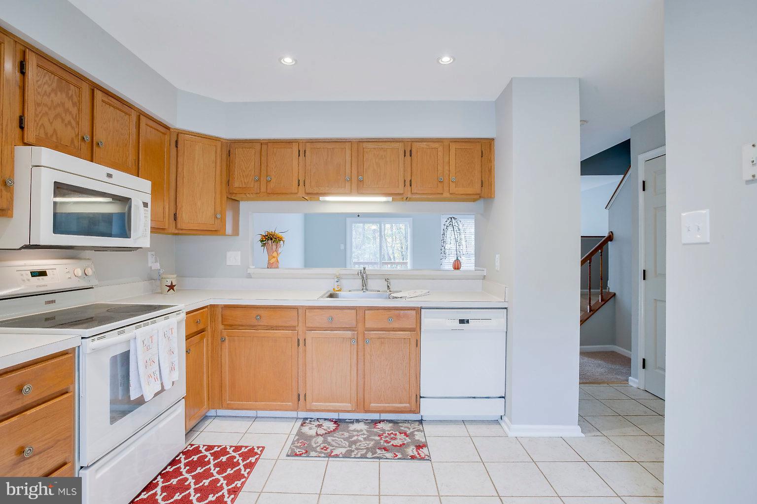 WHITE OAK - Residential