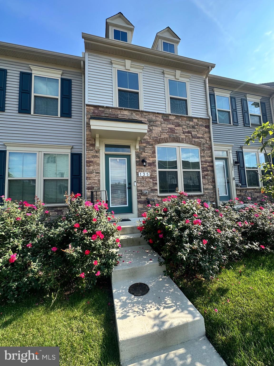 CEDAR HILL - Residential