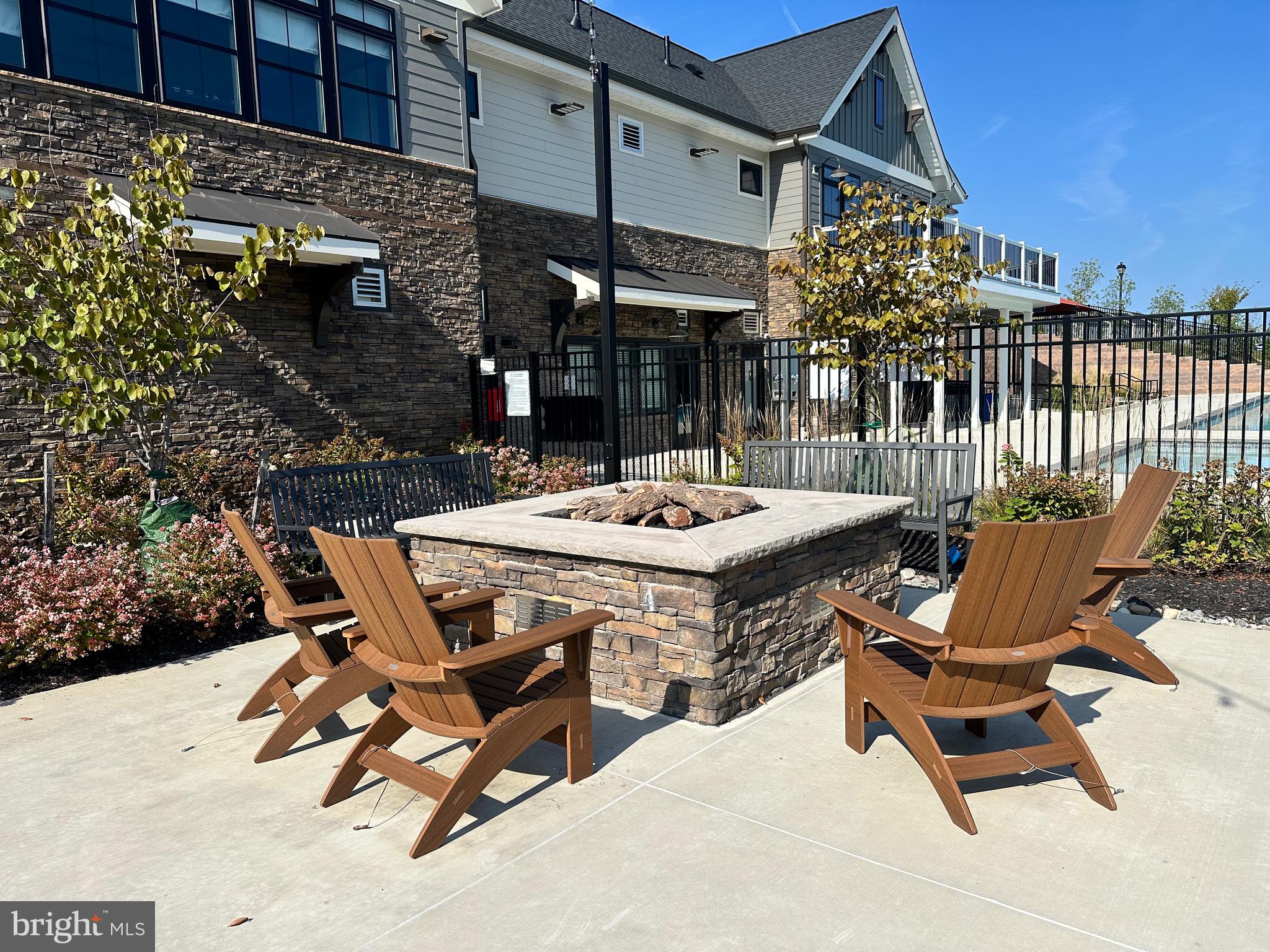 CEDAR HILL - Residential