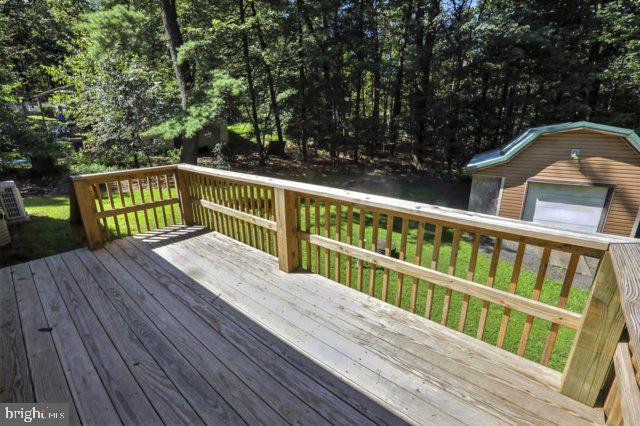 LAKE WYNONAH - Residential