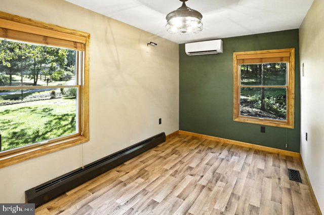 LAKE WYNONAH - Residential