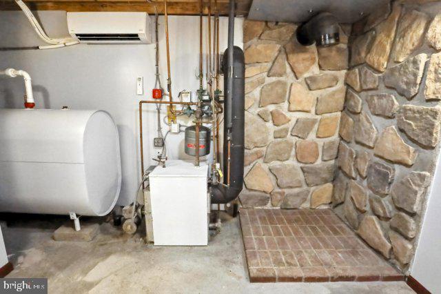 LAKE WYNONAH - Residential