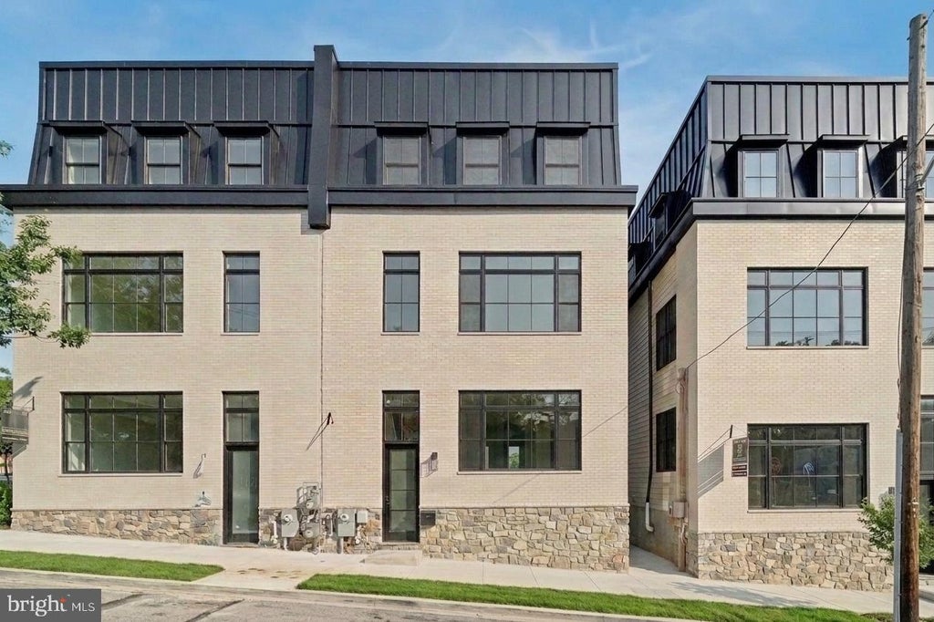 Photo of 202 Kalos Street, PHILADELPHIA, PA 19128 (MLS # PAPH2592134)