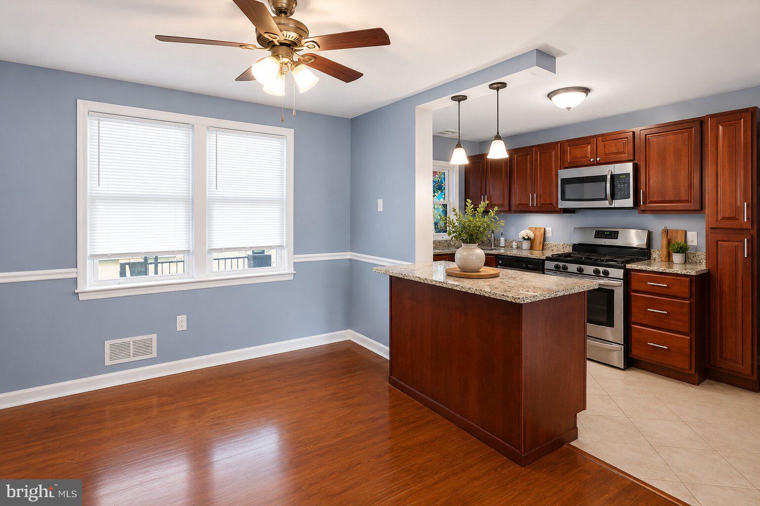 EASTFIELD - Residential