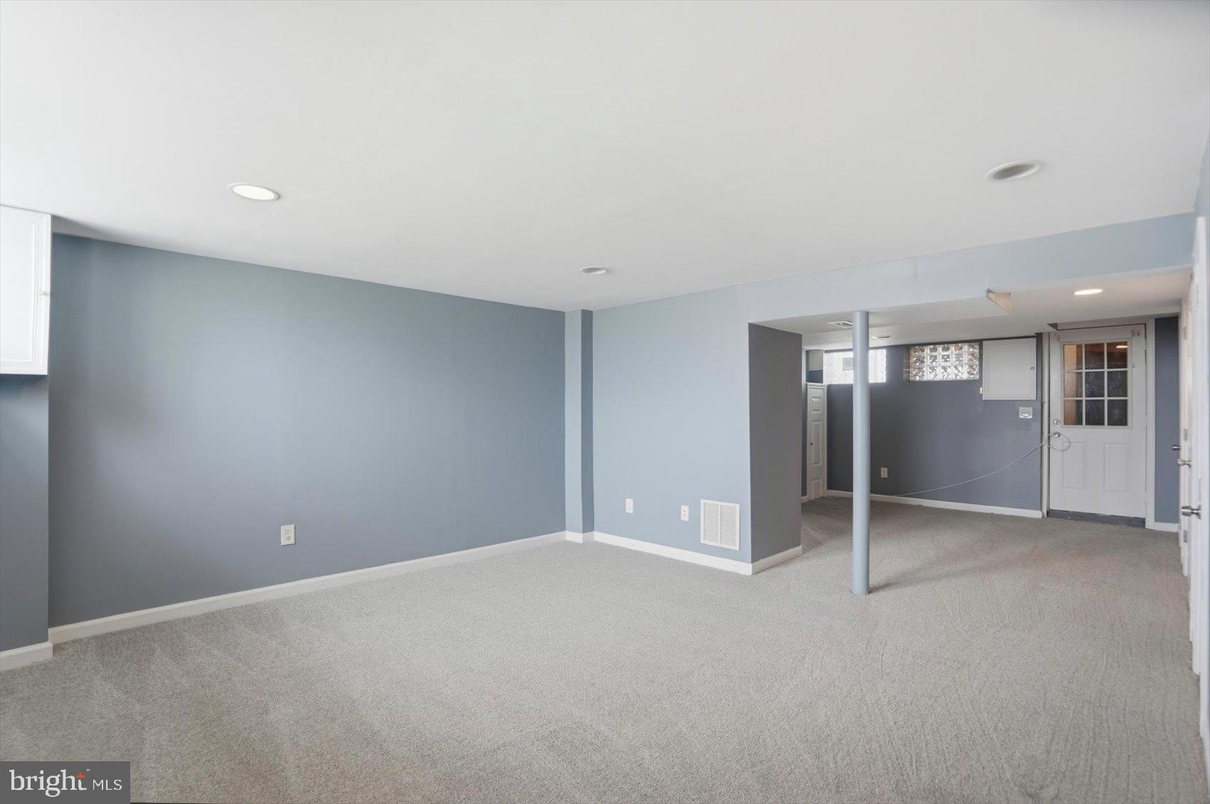 EASTFIELD - Residential
