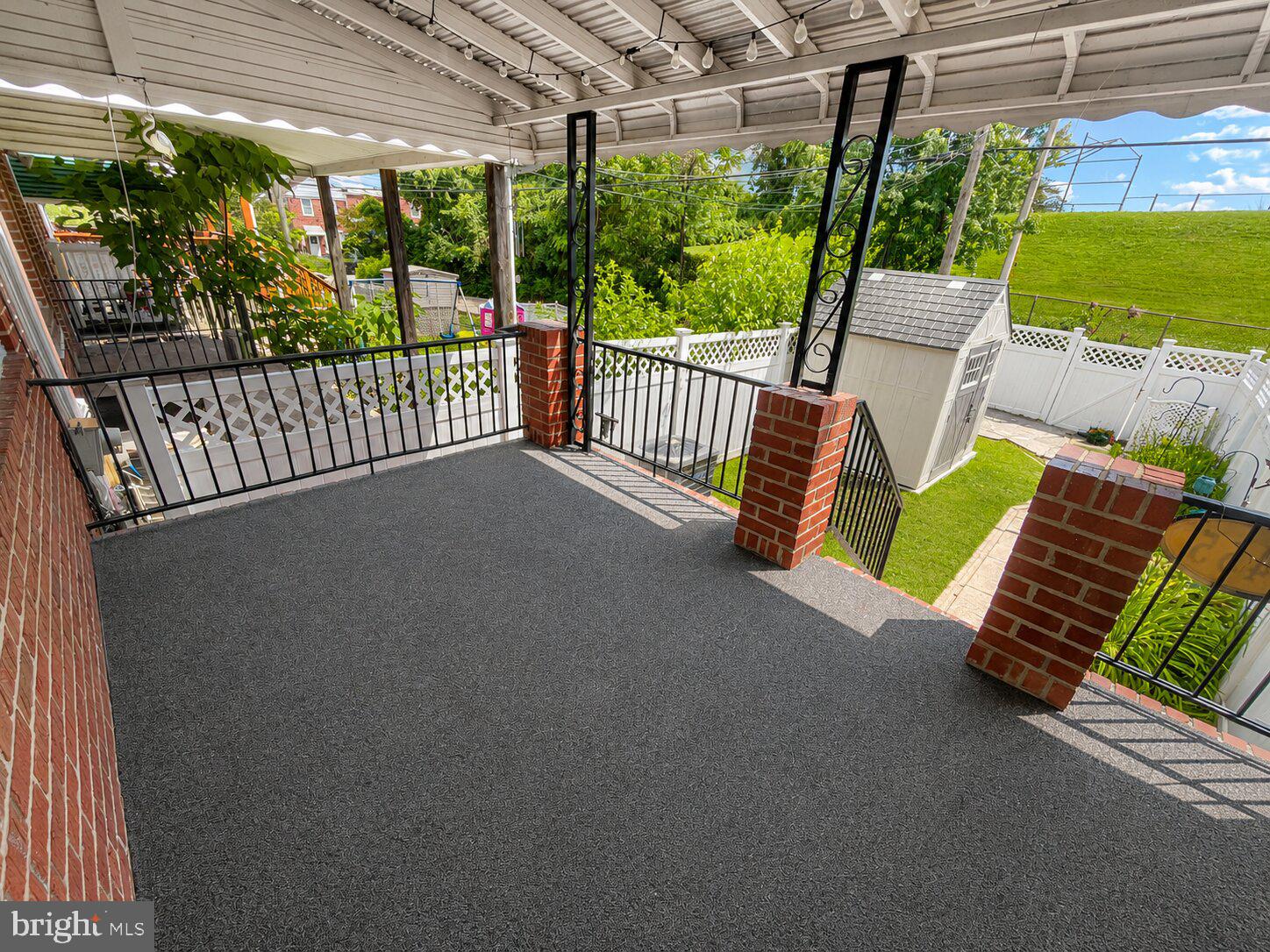 EASTFIELD - Residential