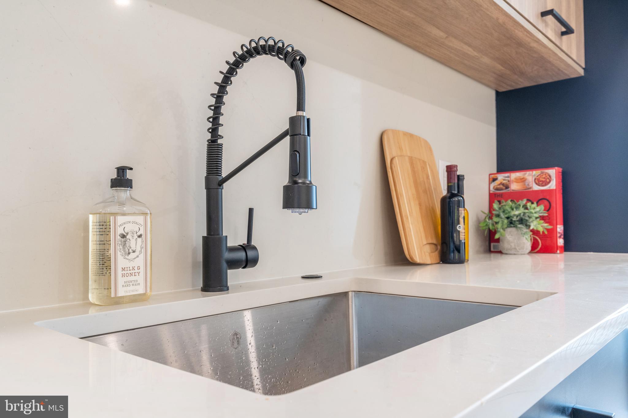 OLDE KENSINGTON - Residential Income