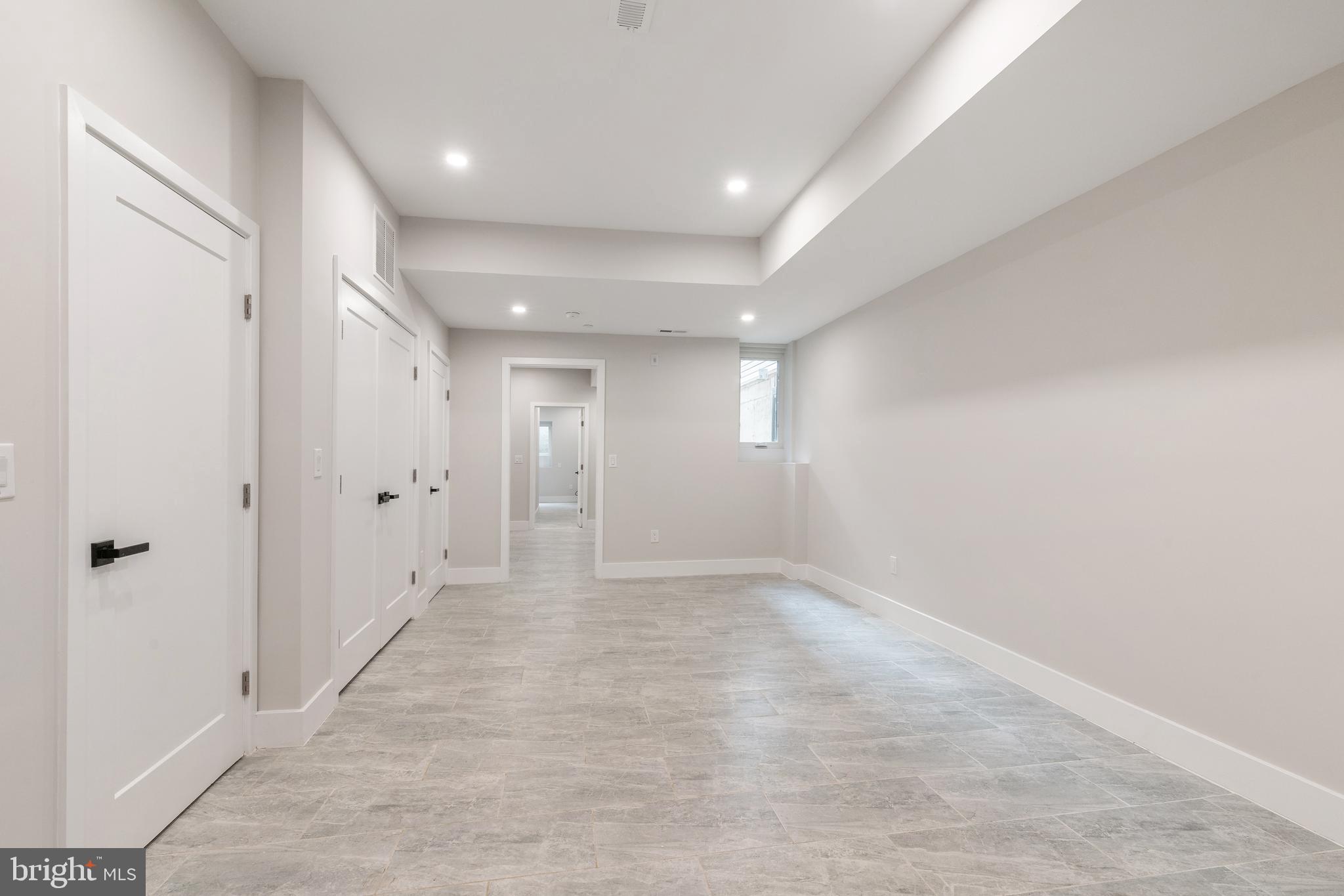 OLDE KENSINGTON - Residential Income