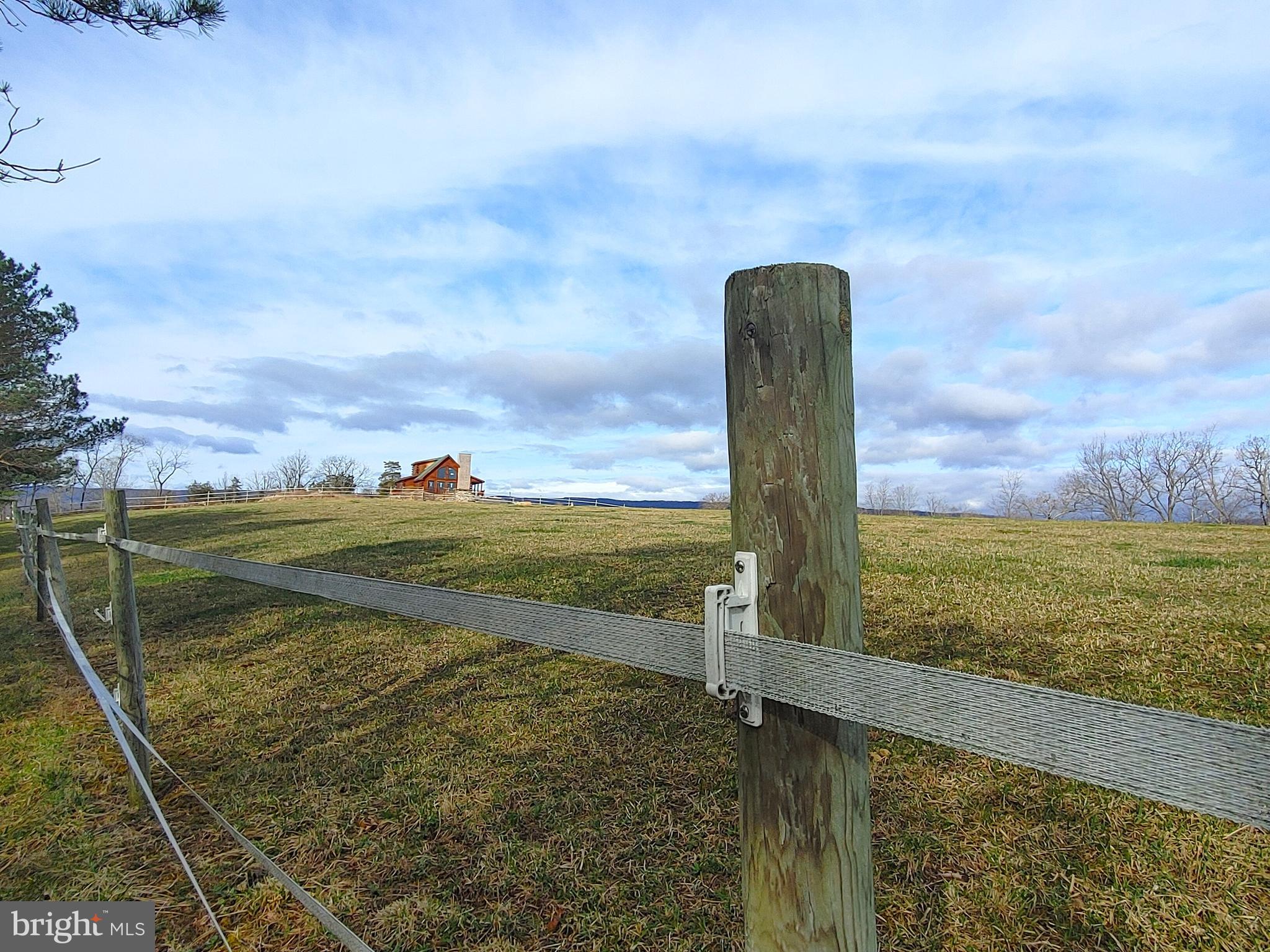 TYRONE - Residential