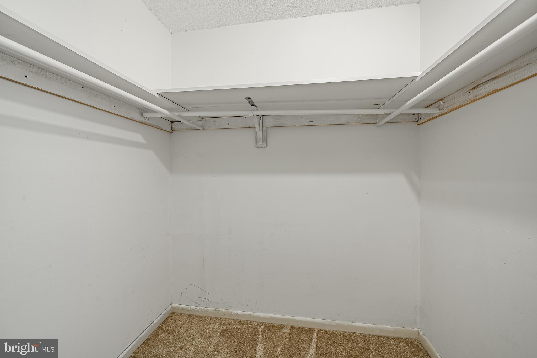 VALLEY FORGE TOWER - Residential