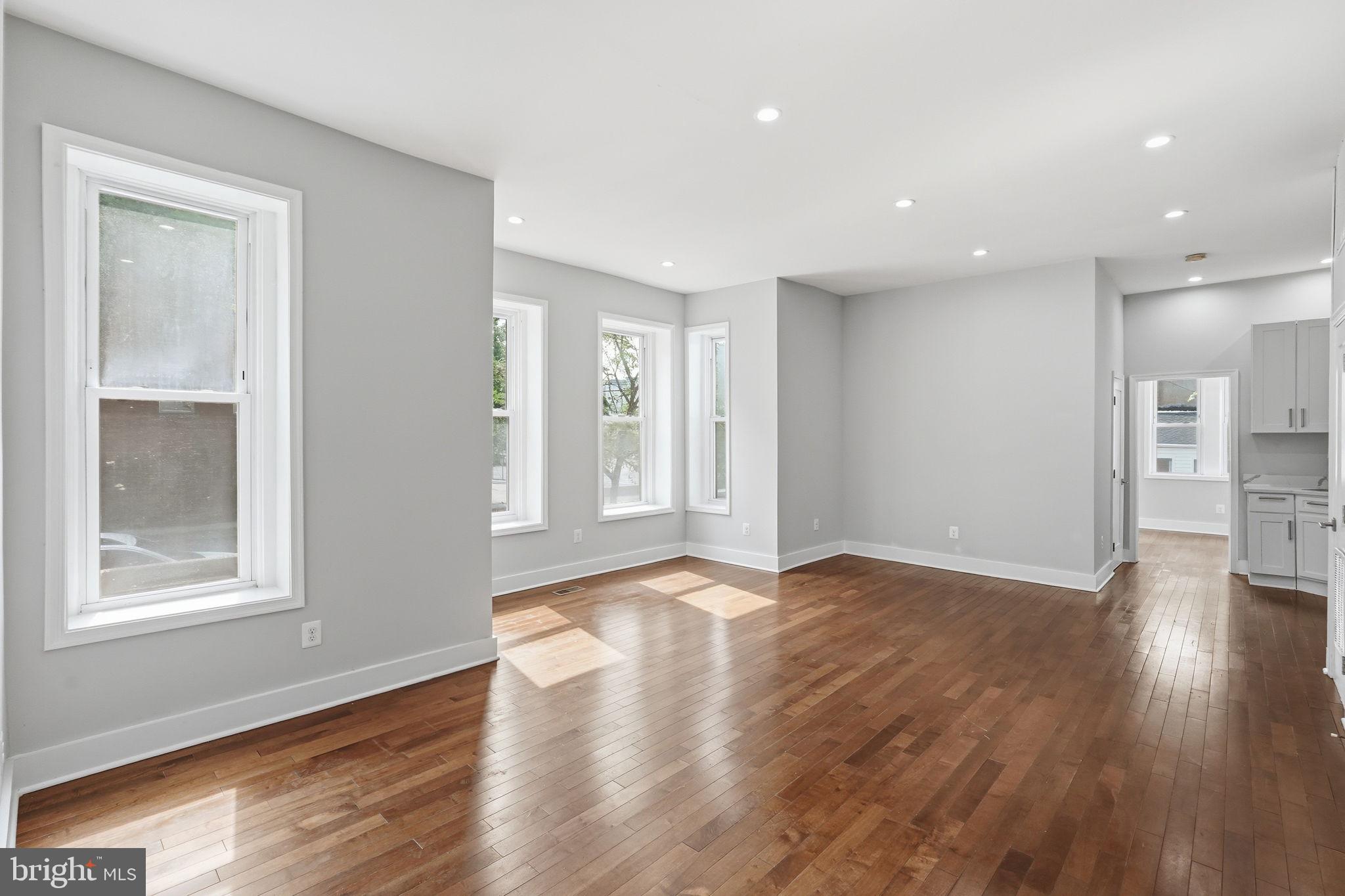 1618 1ST STREET NE 1