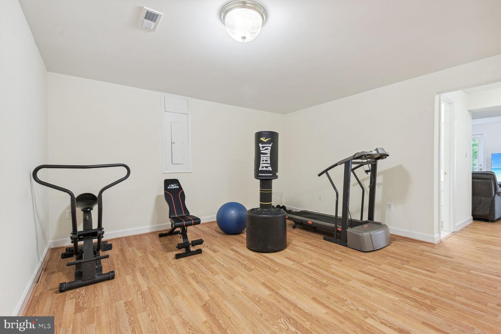 PINEY GLEN VILLAGE - Residential