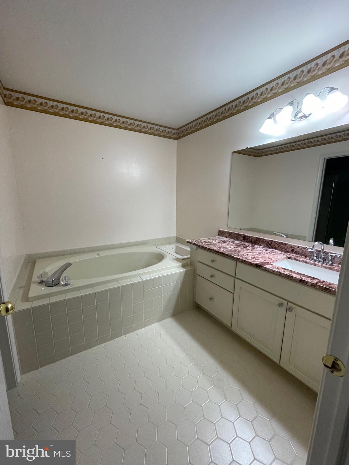 MONTGOMERY BROOK - Residential