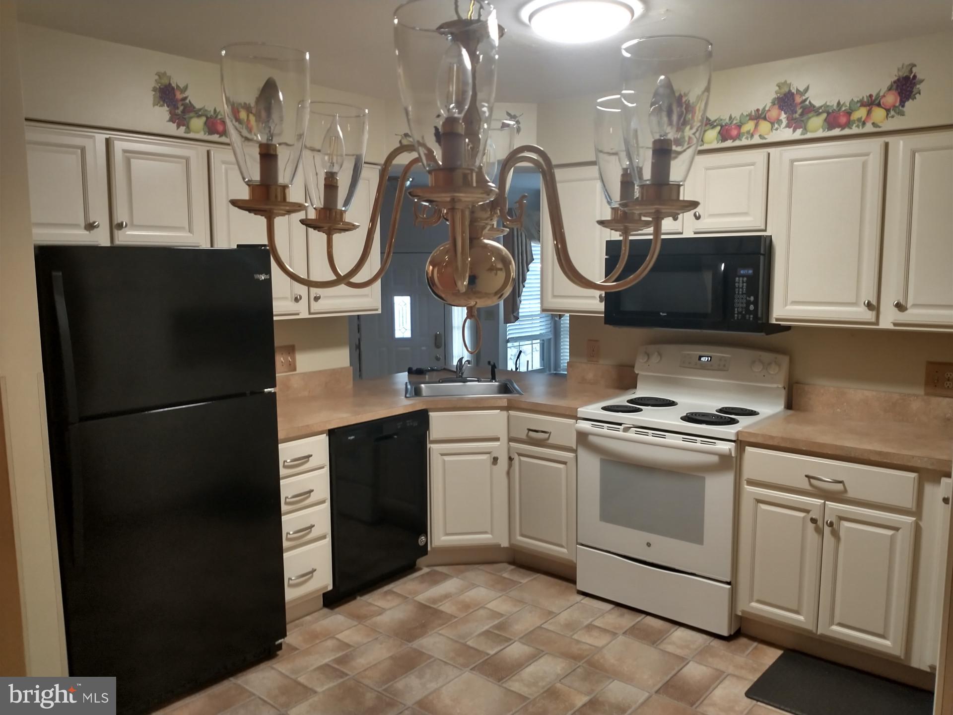 MONTGOMERY BROOK - Residential